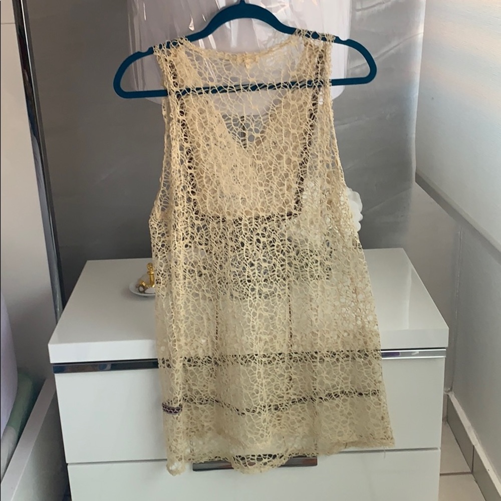 Dress ๐ - Picture 2 of 5